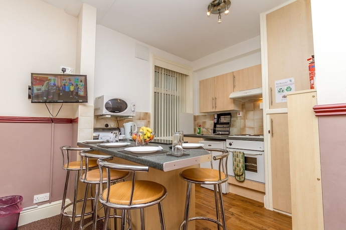 Imagen de la habitación del Hotel Lynton Apartments. Foto 6