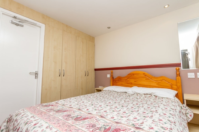 Imagen de la habitación del Hotel Lynton Apartments. Foto 13