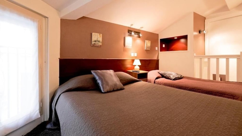 Imagen de la habitación del Hotel Lyo. Foto 7