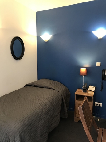 Imagen de la habitación del Hotel Lyo. Foto 8