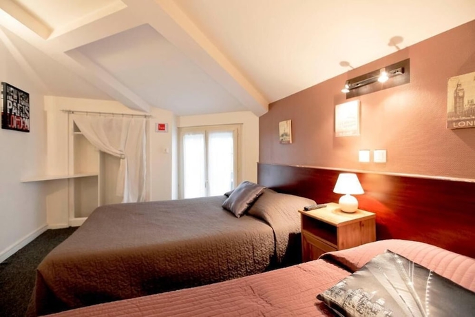 Imagen de la habitación del Hotel Lyo. Foto 13