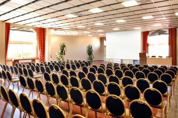 Imagen de los interiores del Hotel Lyon Métropole. Foto 13