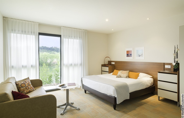 Imagen de la habitación del Hotel Lyon Métropole. Foto 8