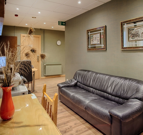 Imagen de los interiores del Hotel Lyon, Paseo Marítimo / Playa. Foto 15