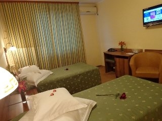 Imagen de la habitación del Hotel Lyra. Foto 7