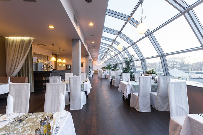 Imagen del bar/restaurante del Hotel Lyra, San Petersburgo. Foto 3