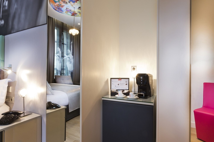 Imagen de la habitación del Hotel Lyric Paris. Foto 14
