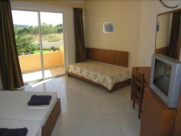 Imagen de la habitación del Hotel Lyristis Studios and Apartments. Foto 9