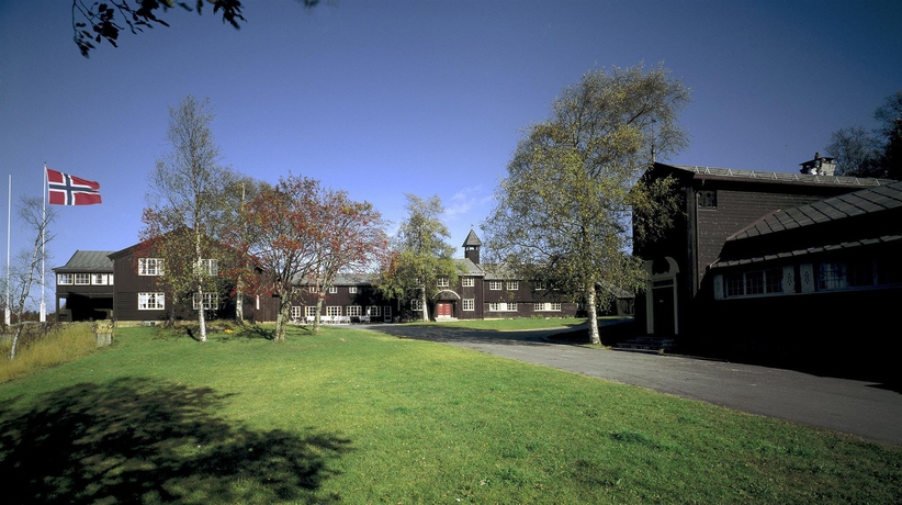 Imagen de los exteriores del Hotel Lysebu. Foto 13