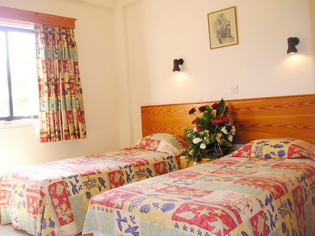 Imagen general del Hotel Lysithea Hotel Apartments. Foto 3