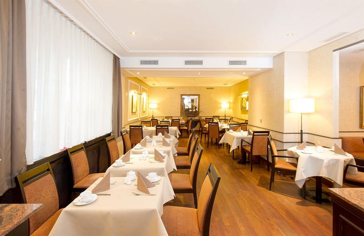 Imagen del bar/restaurante del Hotel Lyskirchen. Foto 2