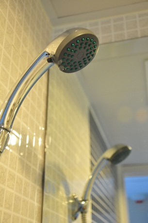 Imagen de la habitación del Hotel Lyton House. Foto 6