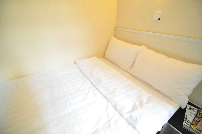 Imagen de la habitación del Hotel Lyton House. Foto 7