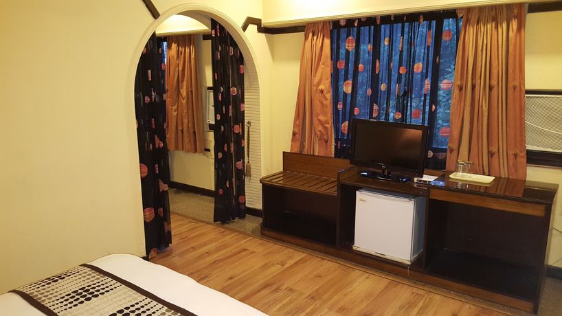 Imagen del bar/restaurante del Hotel Lytton. Foto 7