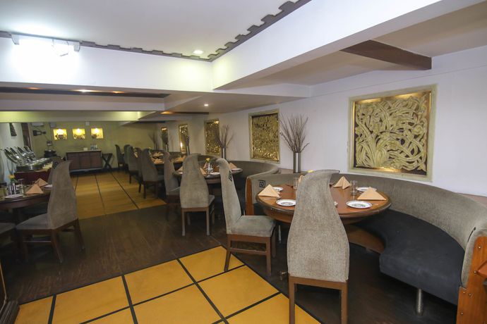 Imagen del bar/restaurante del Hotel Lytton. Foto 9