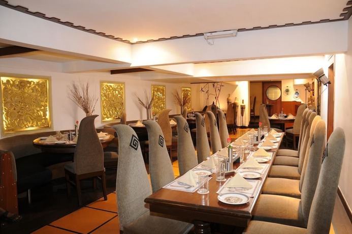 Imagen del bar/restaurante del Hotel Lytton. Foto 13