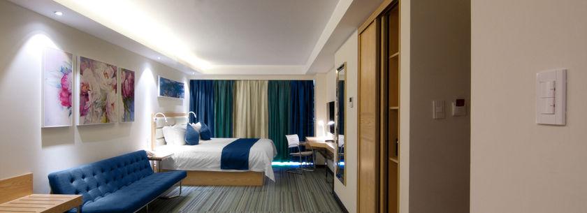 Imagen de los interiores del Hotel Lyz Business. Foto 15