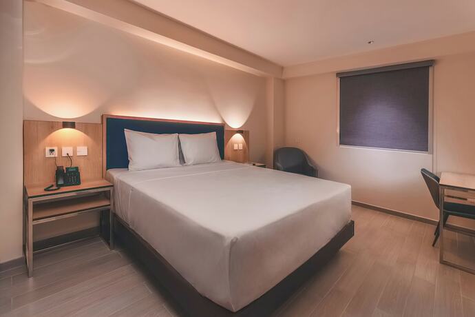 Imagen de la habitación del Hotel Lyz Business Piura. Foto 13