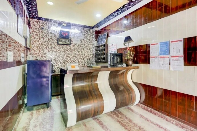 Imagen de los interiores del Hotel M B Greens Clarks Inn. Foto 6
