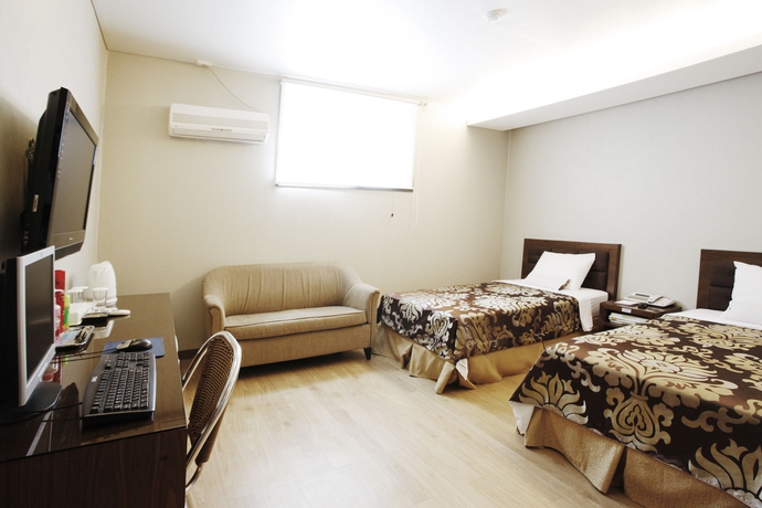 Imagen de la habitación del Hotel M BIZ. Foto 4
