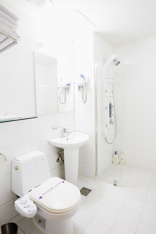 Imagen de la habitación del Hotel M BIZ. Foto 10