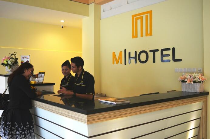 Imagen de los interiores del Hotel M, Cakranegara Utara. Foto 19
