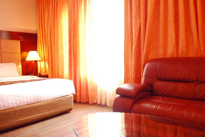 Imagen de la habitación del Hotel M Chereville. Foto 11