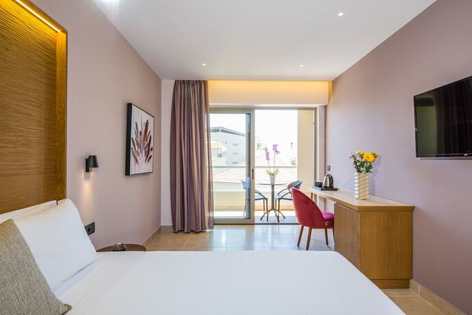 Imagen de la habitación del Hotel M City. Foto 15