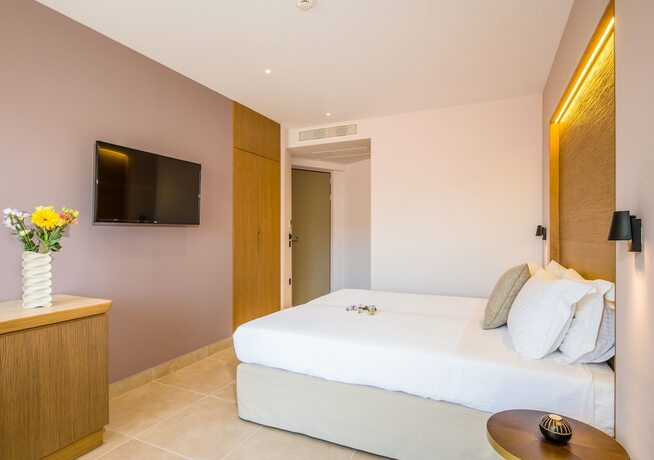 Imagen de la habitación del Hotel M City. Foto 16