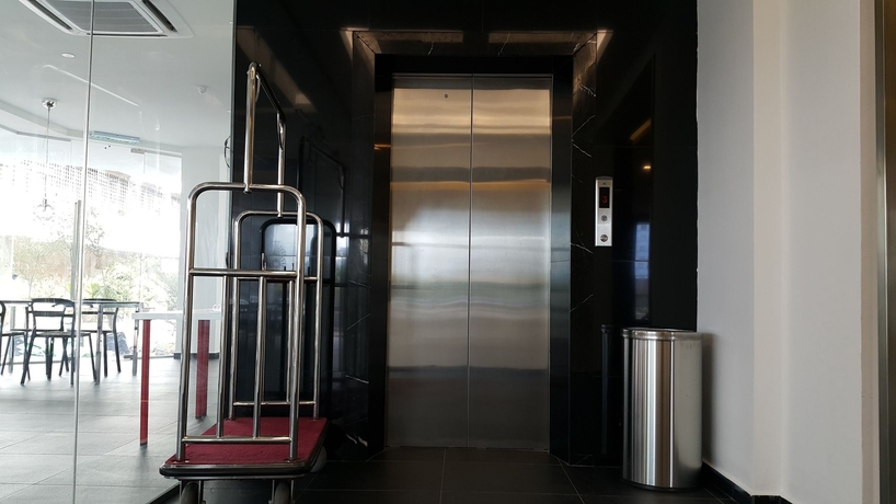 Imagen de los interiores del Hotel M Design At Shamelin Perkasa. Foto 13