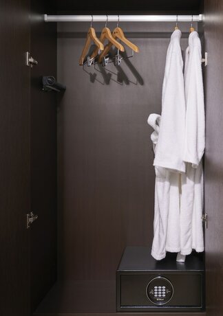 Imagen de la habitación del Hotel M Felice. Foto 18