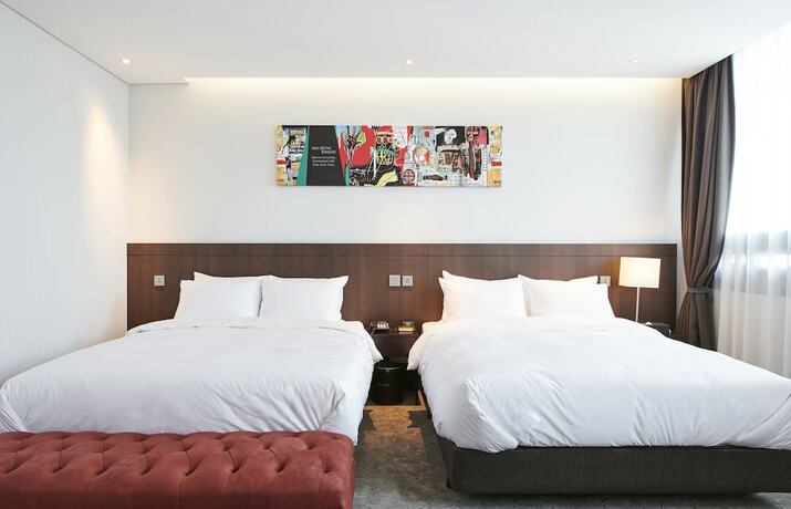 Imagen de la habitación del Hotel M Felice. Foto 27