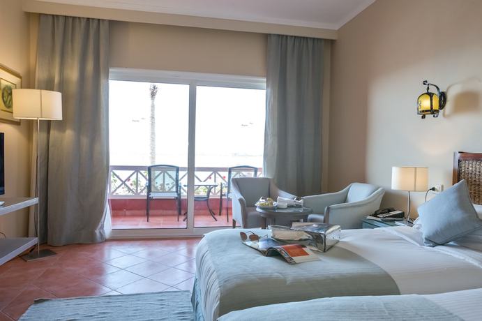 Imagen de la habitación del Hotel M Hotels at Porto Marina. Foto 15