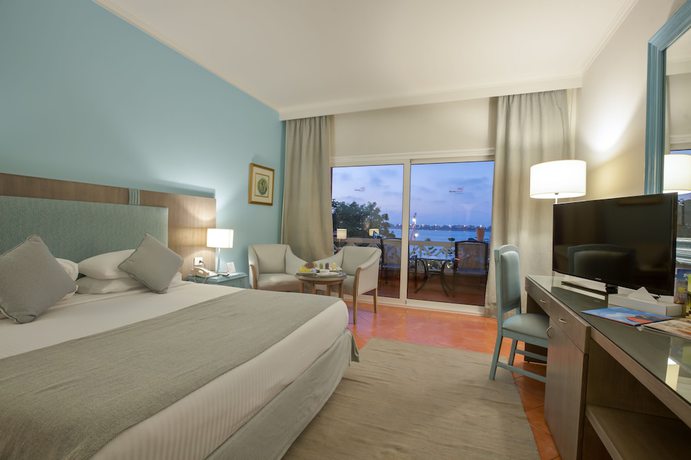 Imagen de la habitación del Hotel M Hotels at Porto Marina. Foto 17