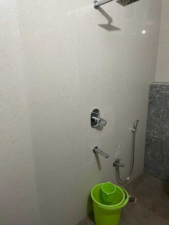 Imagen de la habitación del Hotel M K Grand. Foto 8