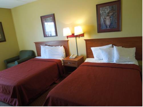 Imagen de la habitación del Hotel M Mount Pocono. Foto 15