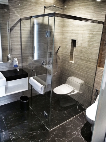 Imagen de la habitación del Hotel M Premiere. Foto 9