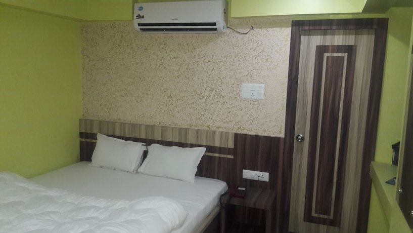 Imagen de la habitación del Hotel M S. Foto 7