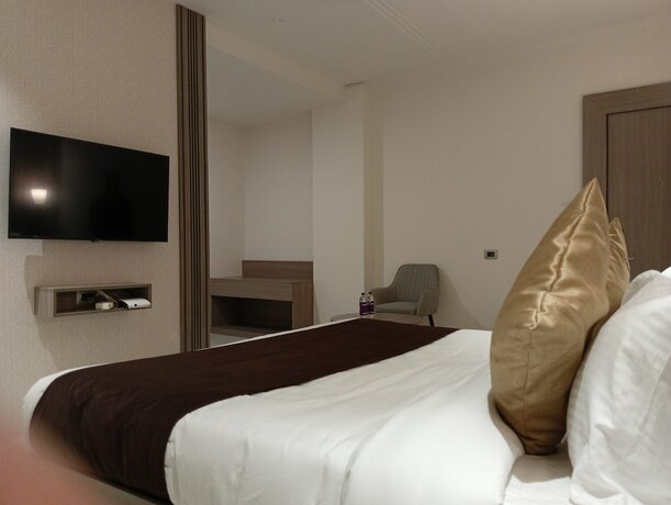 Imagen general del Hotel M Square Premier, a unit of BK Castles. Foto 6