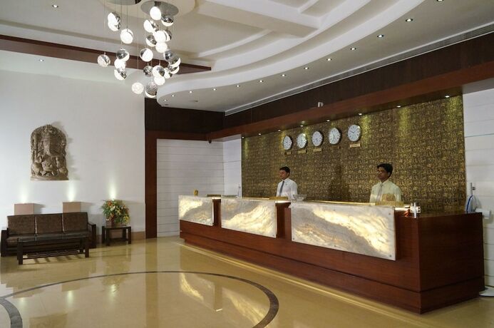 Imagen general del Hotel M Square Premier, a unit of BK Castles. Foto 13