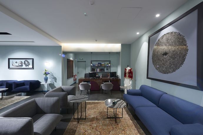 Imagen de los interiores del Hotel M Suite, Dar El Be&iuml;da. Foto 20