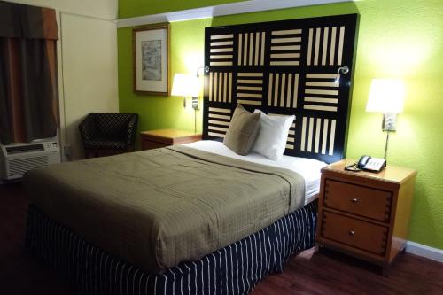 Imagen de la habitación del Hotel M & Conference Center. Foto 7