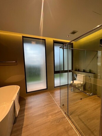 Imagen general del Hotel M2 Waterside. Foto 13