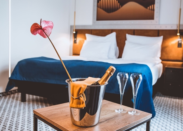 Imagen de la habitación del Hotel M23. Foto 6