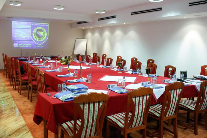 Imagen de los interiores del Hotel M3. Foto 10