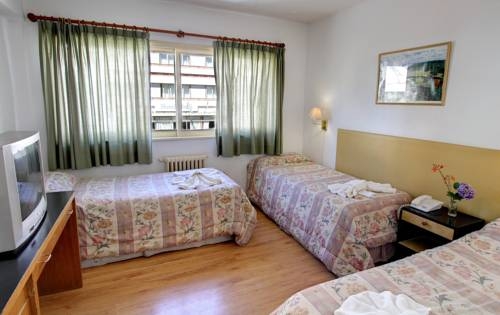 Imagen de la habitación del Hotel M382 Bariloche. Foto 15