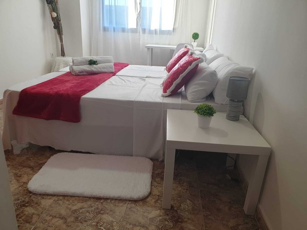 Imagen de la habitación del Hotel M5 Valencia. Foto 9