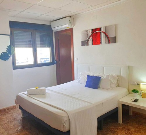 Imagen de la habitación del Hotel M5 Valencia. Foto 11