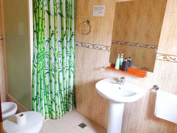 Imagen de la habitación del Hotel M5 Valencia. Foto 15