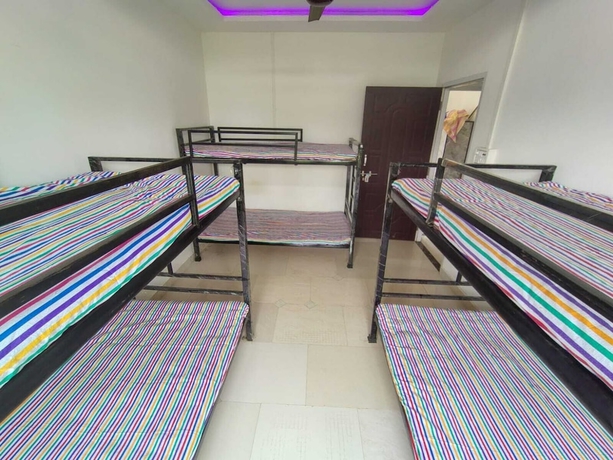 Imagen de la habitación del Hotel MAA VAISHNO INN. Foto 8